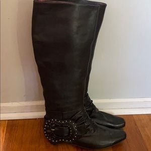 Farylrobin black boots (size 7.5)
